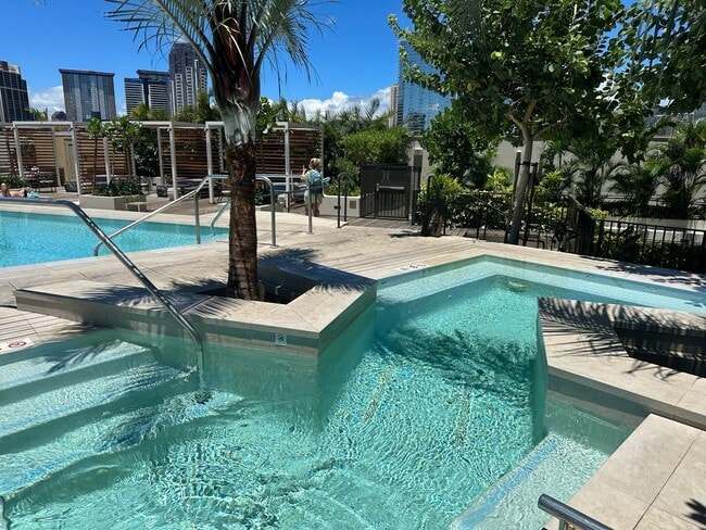 Building Photo - Aalii - Furnished Studio/1BA/1PK