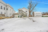 Building Photo - 108 E Market St