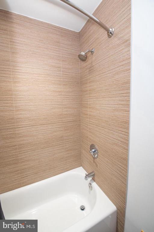 Building Photo - 1538 Ogden St