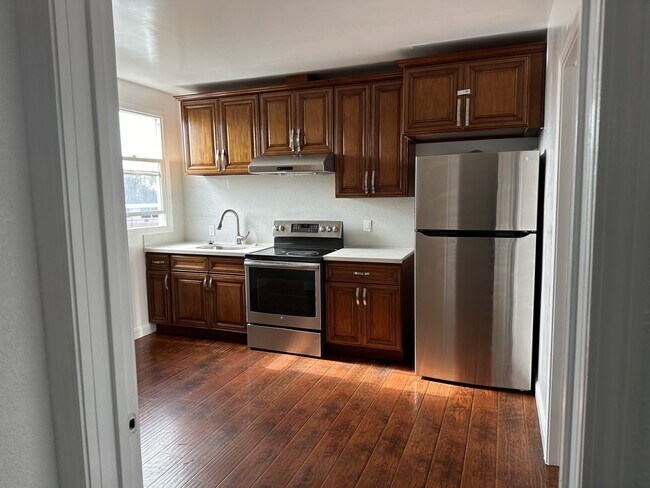 Building Photo - 106 San Diego Ave