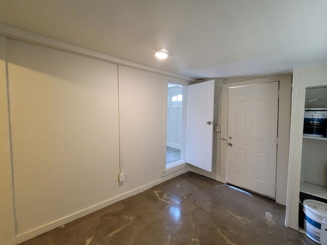 Building Photo - 1334/1336 Rigsby