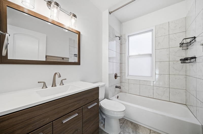 Building Photo - 433 St Clair Ave