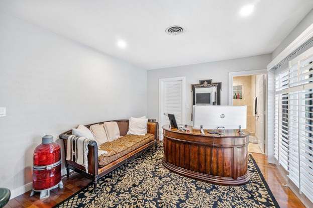 Building Photo - 2700 Spanish River Rd