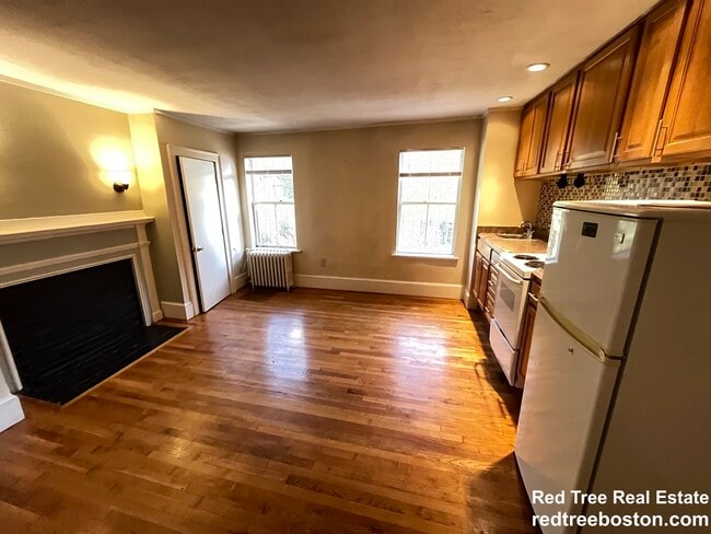 Building Photo - 90 Myrtle St