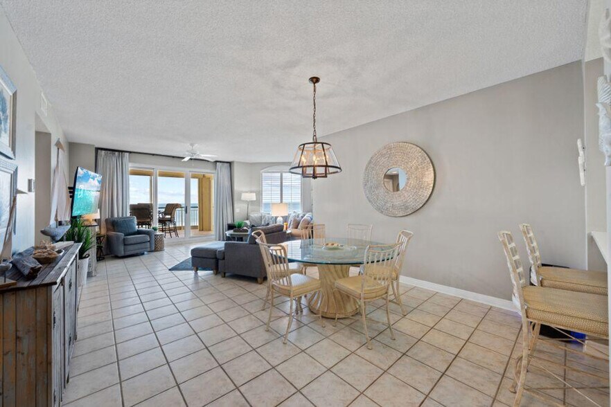 Building Photo - 13601 Perdido Key Dr