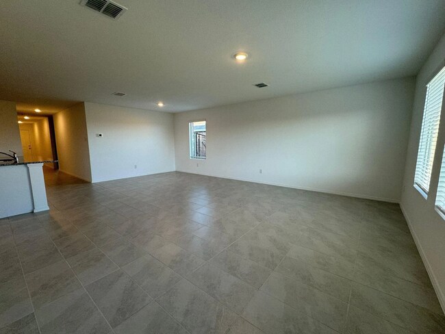 Building Photo - 2824 Eppright Dr