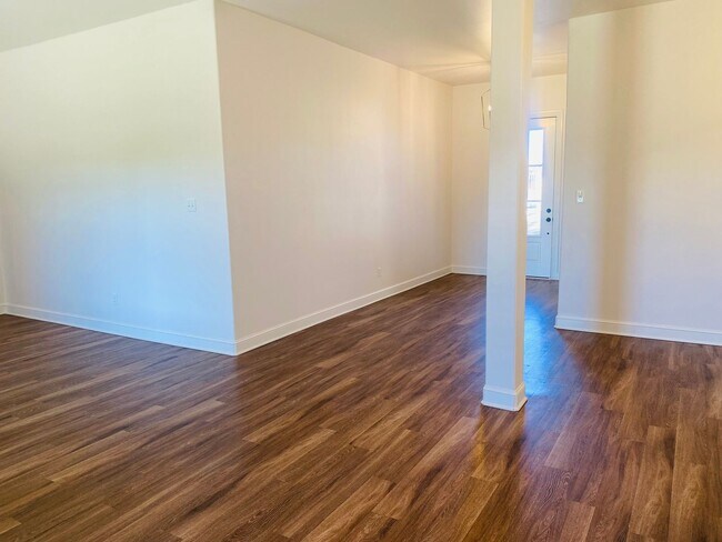 Building Photo - 4 bed 3 Bath Beautiful - Cooper ISD