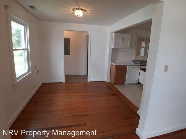 Building Photo - 4 br, 3 bath House - 323 Clement Street