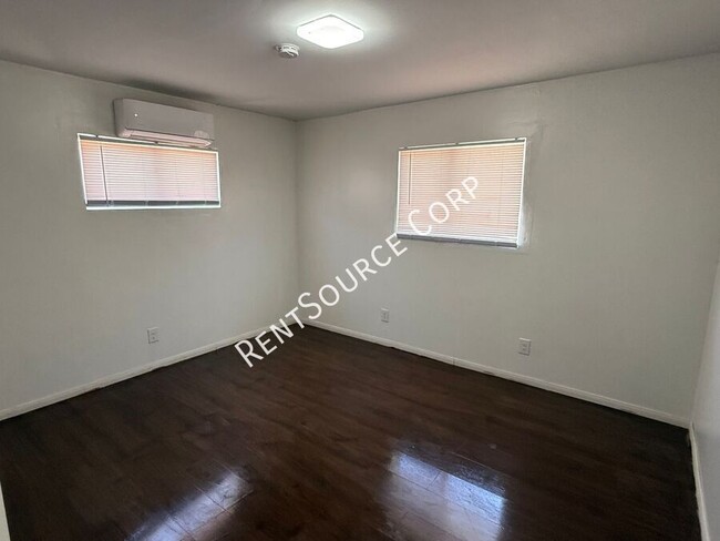 Building Photo - 26335 Community Blvd