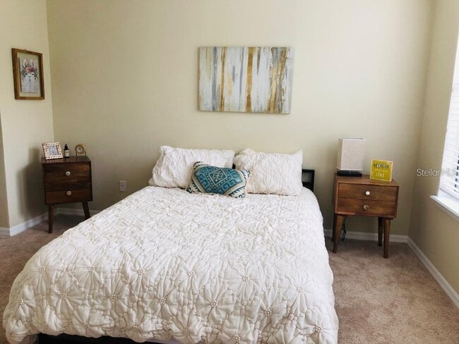 Building Photo - 11565 Mizzon Dr