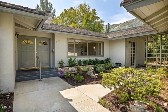 Building Photo - 2055 Liliano Dr