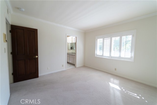 Building Photo - 12 Country Meadow Rd