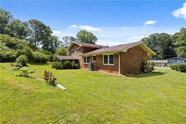 Building Photo - 3082 Briarleaf Dr