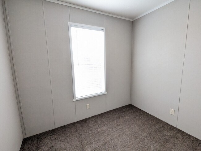 Building Photo - 122 Texas