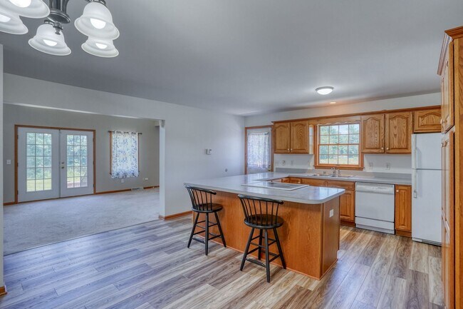 Building Photo - 259 Blackbird Forest Rd