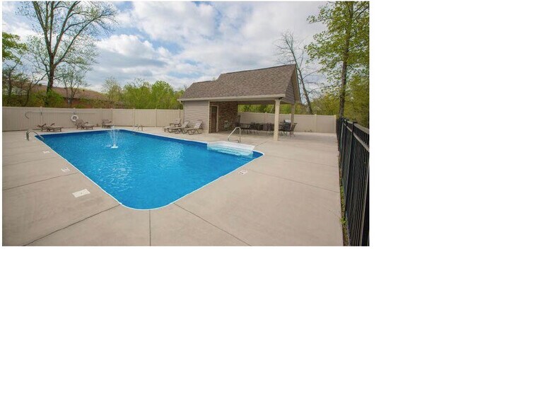 Building Photo - 22 Windham Ln