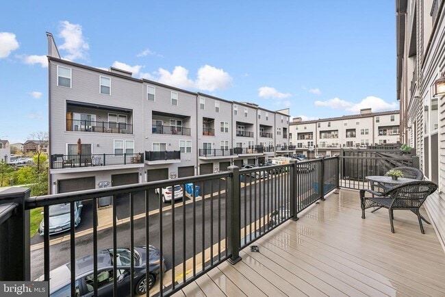 Building Photo - 44603 Wolfhound Sq