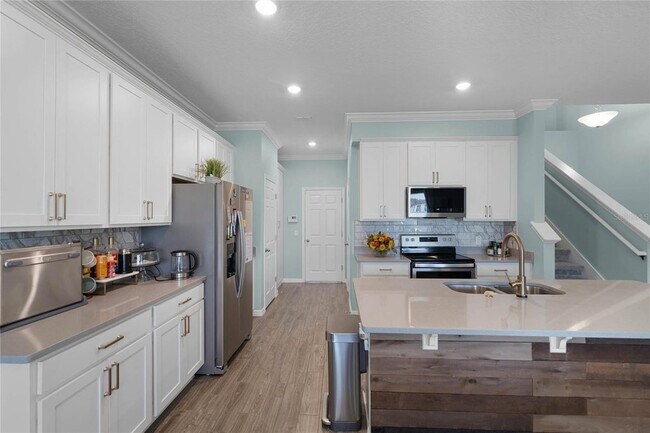 Building Photo - 15691 Willow Arbor Cir