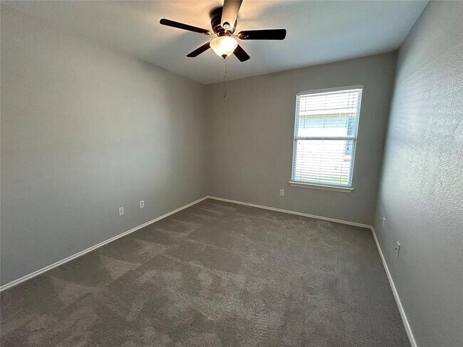 Building Photo - 207 Peaceful Haven Way