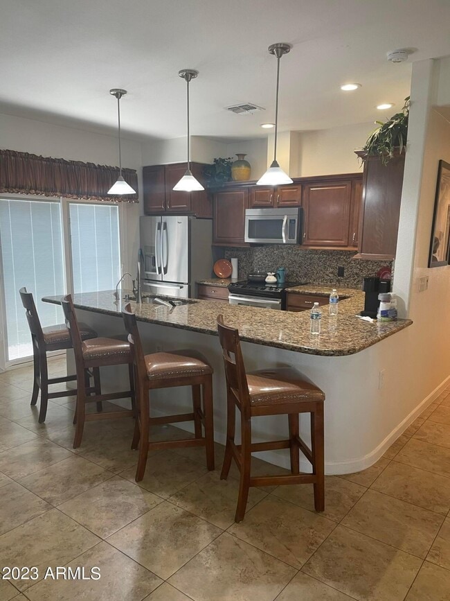 Building Photo - 1308 E Monroe St