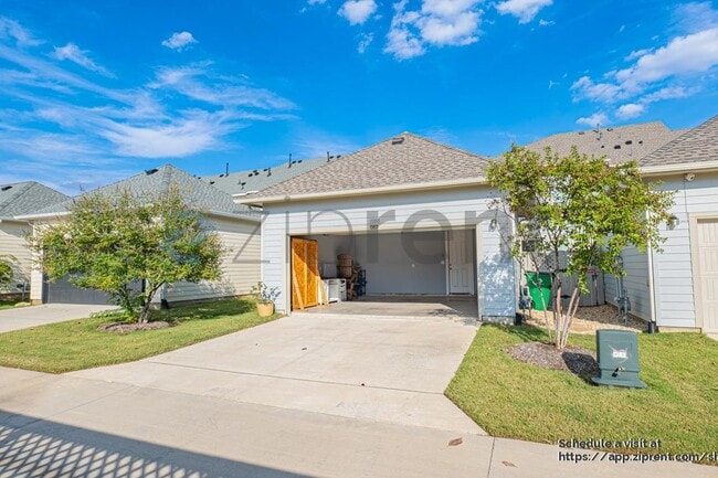 Building Photo - 1100 Redbrick Ln