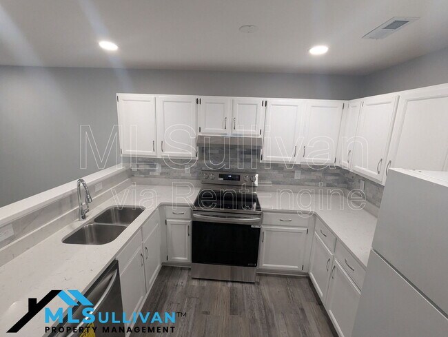 Building Photo - 51 Crystal Oaks Ct