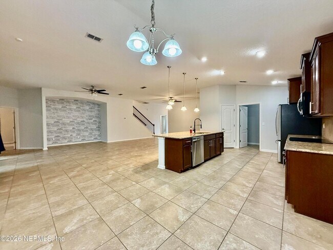 Building Photo - 112 Morayshire Ct