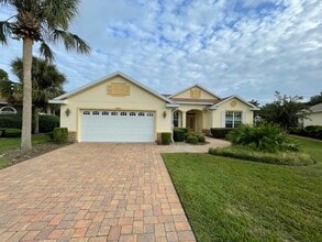 Building Photo - 8904 SW 84th Cir