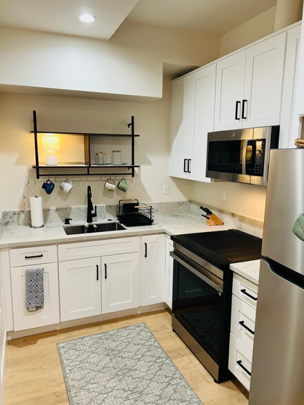 Building Photo - 3236 Cattaraugus Ave