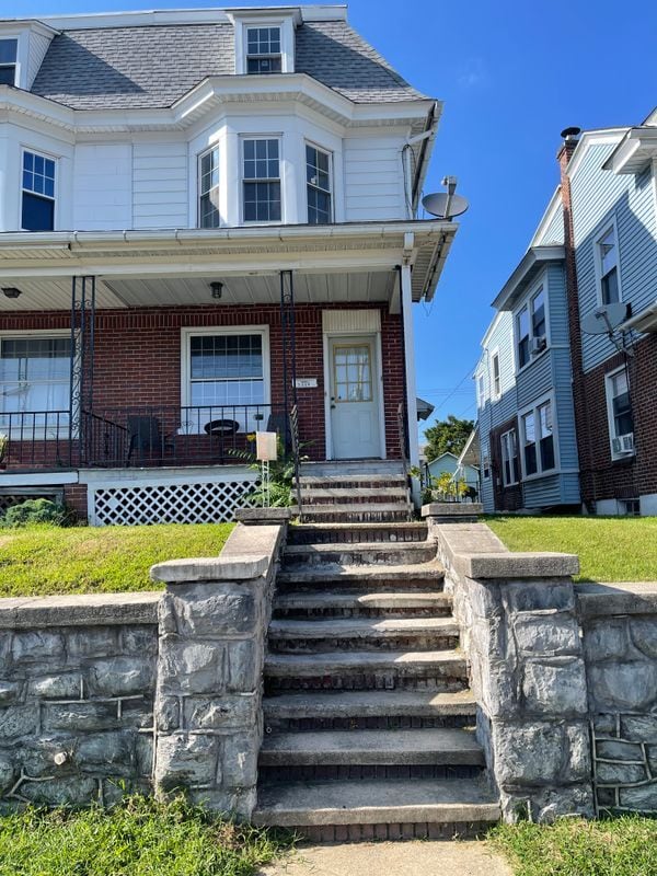 Primary Photo - 2217 Penn Ave