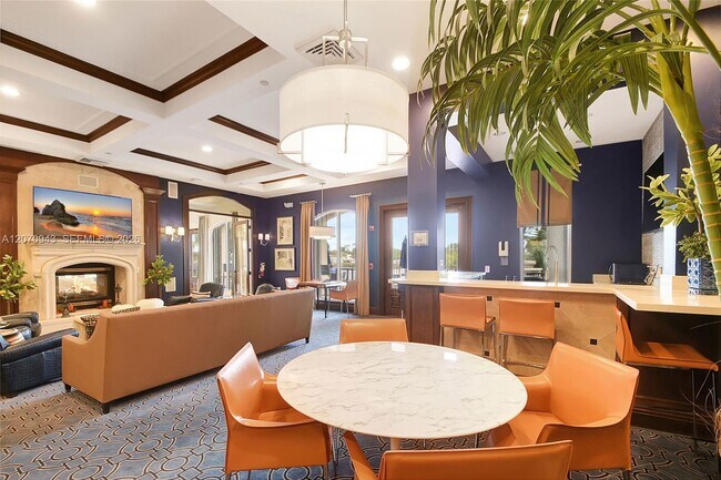 Building Photo - 2206 Tuscany Way