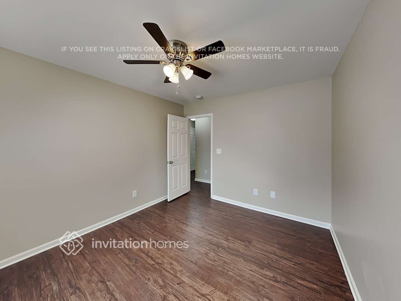 Building Photo - 2116 Clear Brook Dr