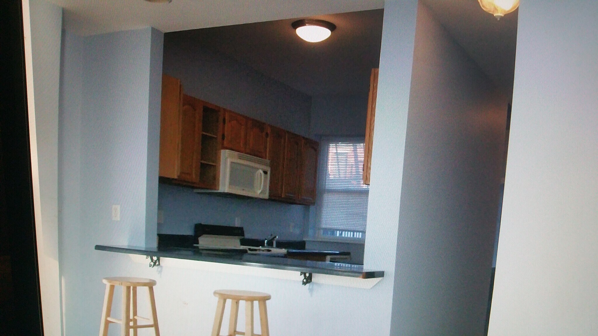 Building Photo - 19 S Broadway