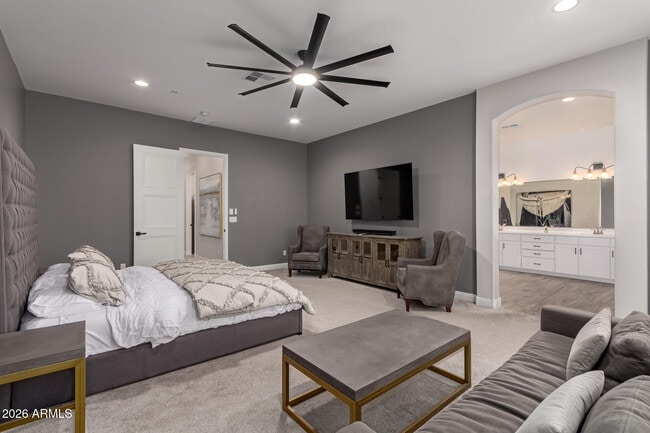 Building Photo - 267 W Amherst St