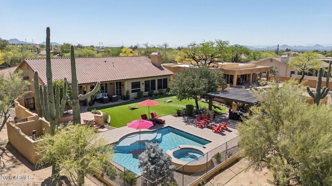 Building Photo - 7518 E Bent Tree Dr