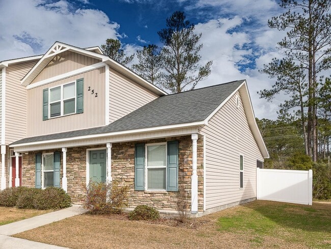 Building Photo - COMING SOON- Beautiful townhome in Carolin...