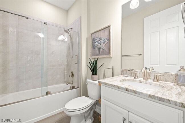 Building Photo - 14546 Tropical Dr