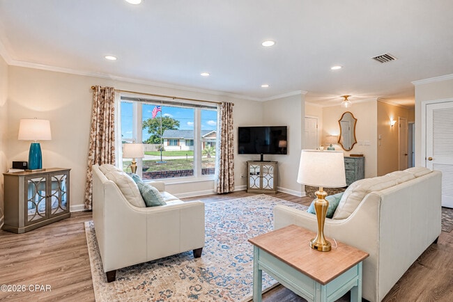 Building Photo - 4608 Sunset Dr