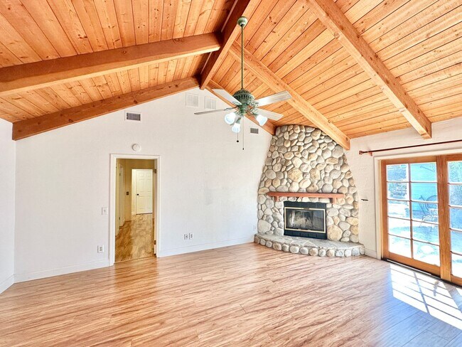 Building Photo - Beautiful Home, in Quiet Country Setting, Large, Private, Fenced Yard Space, with Landscaper Incl...