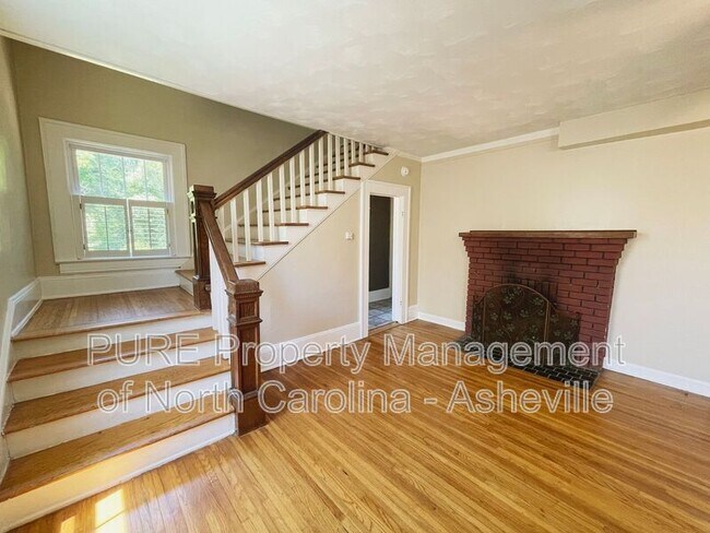 Building Photo - 109 Forest Hill Dr