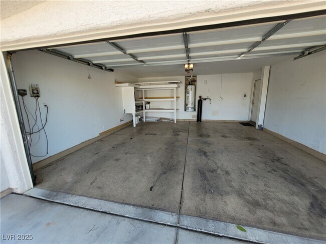 Building Photo - 2467 Sheltered Meadows Ln