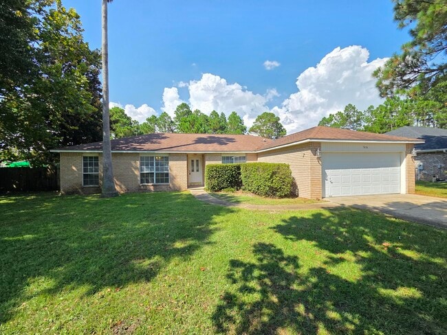Primary Photo - 7436 Woodmont Rd