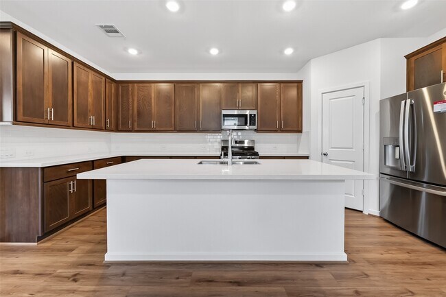 Building Photo - 9730 Westminster Mnr Dr