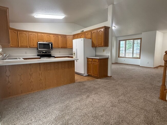 Building Photo - Spacious 3BR Home in Legacy School District with 3 Living Areas & 2-Stall Garage