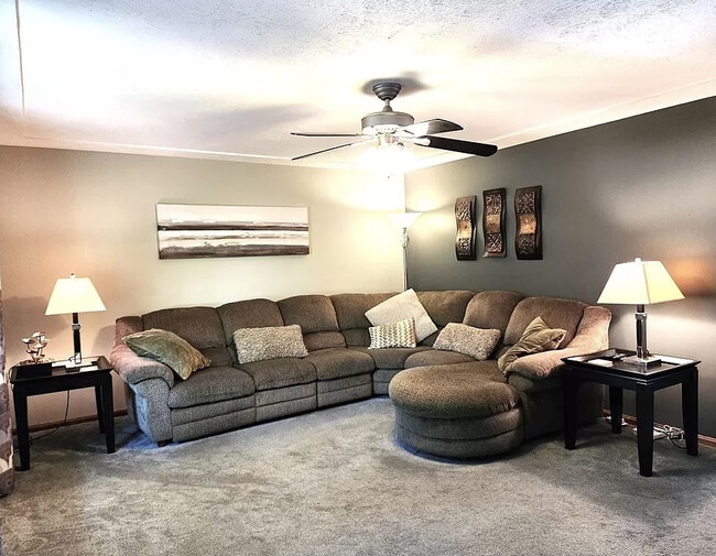 Building Photo - 351 S Lake St