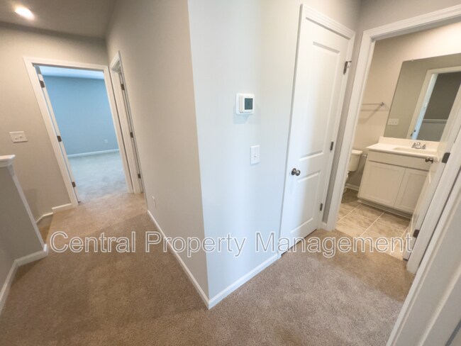 Building Photo - 509 Arrabelle Way