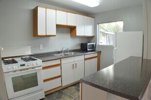 Building Photo - 151 Fremont Ave S
