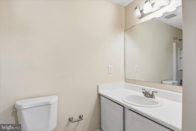 Building Photo - 3265 Bethel Church Dr