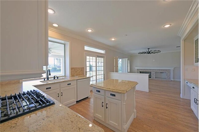 Building Photo - 32109 Camino Nunez