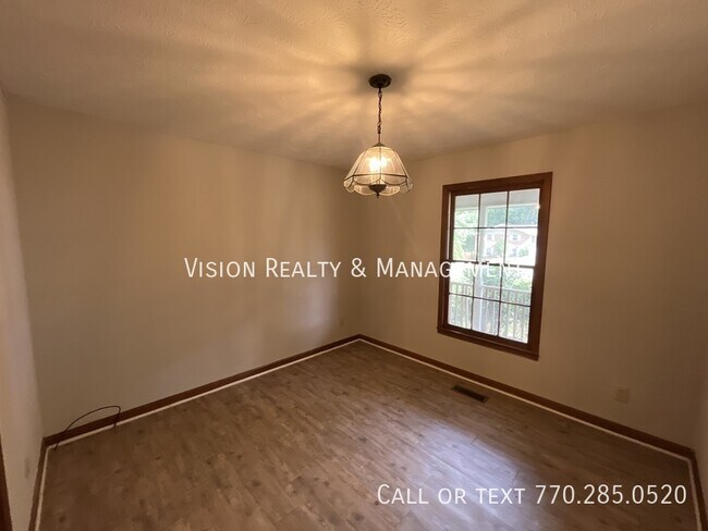 Building Photo - 55 S Greenwood Dr